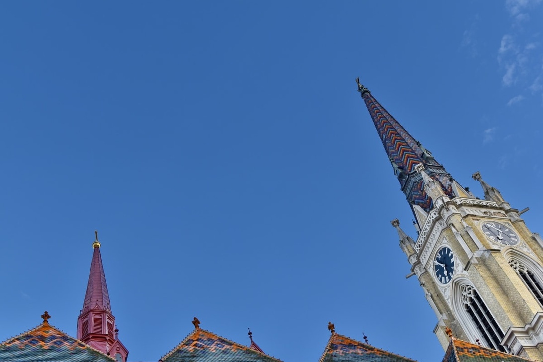 Das skulpturale Betondach der Kirche Heilig Geist in Emmerich-Leegmeer.